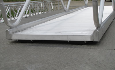 rollers for aluminum gangway